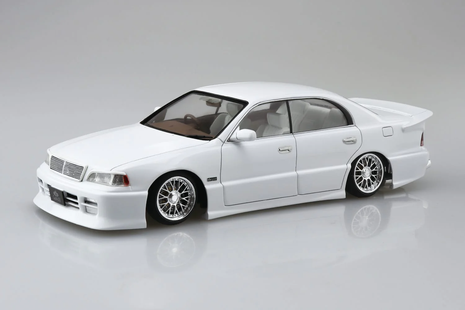 Aoshima - 1991 Garson Exclusive Toyota UZS141 Crown Majesta 1/24 [TC89] - Image 2