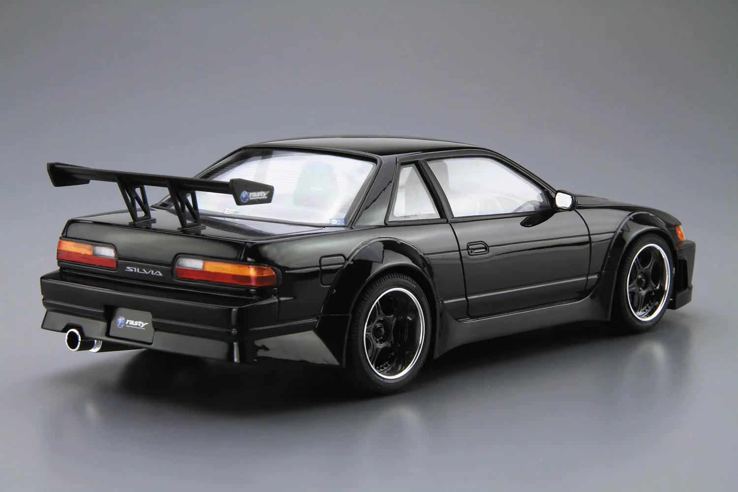 Aoshima - 1991 Rasty Nissan S13 Silvia 1/24 [TC06] - Image 3