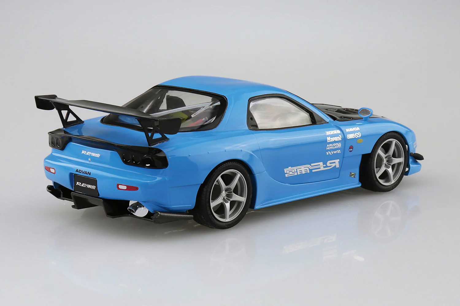 Aoshima - 1999 Mazda FD3S RX-7 RE Amemiya Ver. 1/24 [TC67] - Image 3