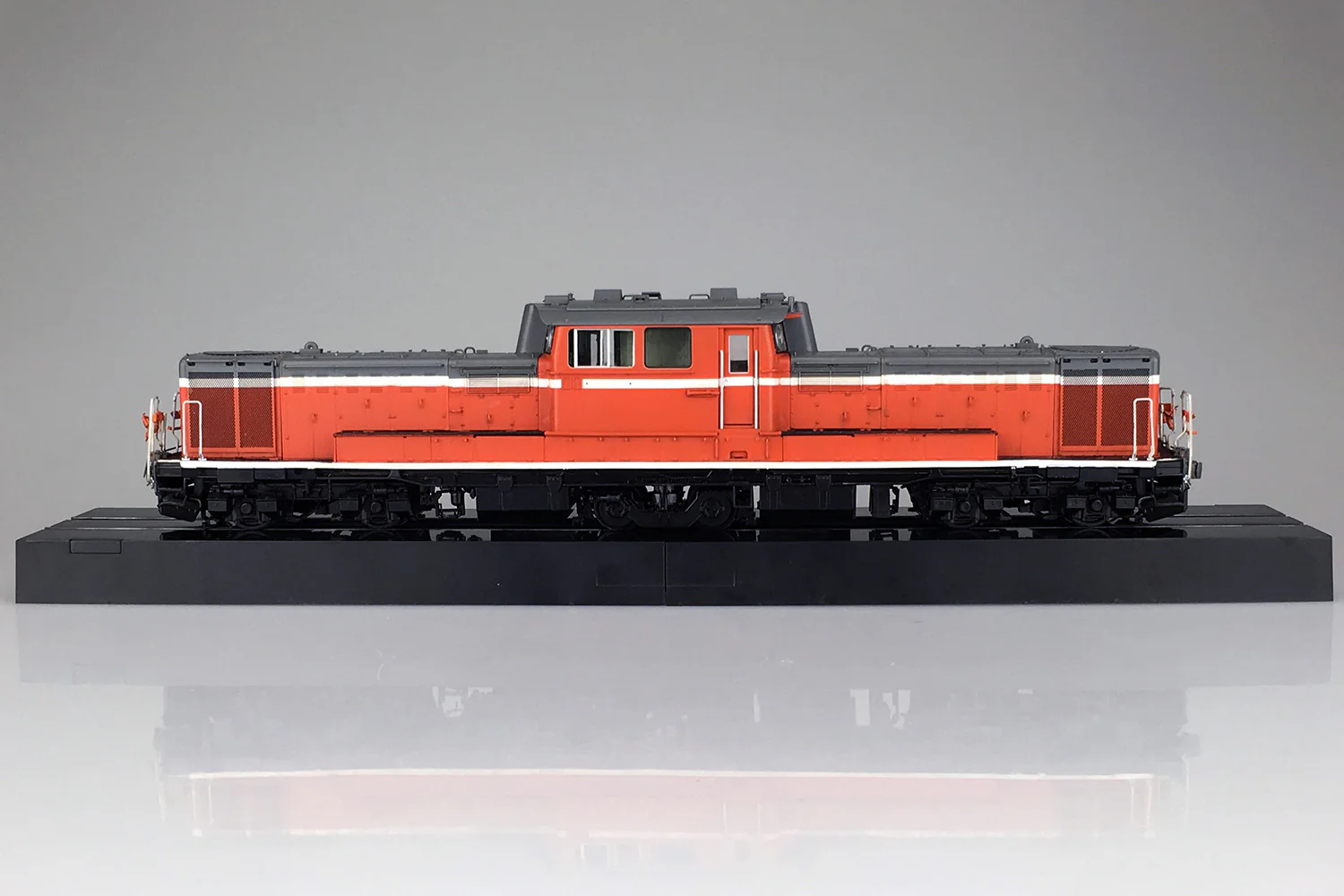 Aoshima - Diesel Locomotive DD51 Standard Type 1/45 [OJ02] - Image 3