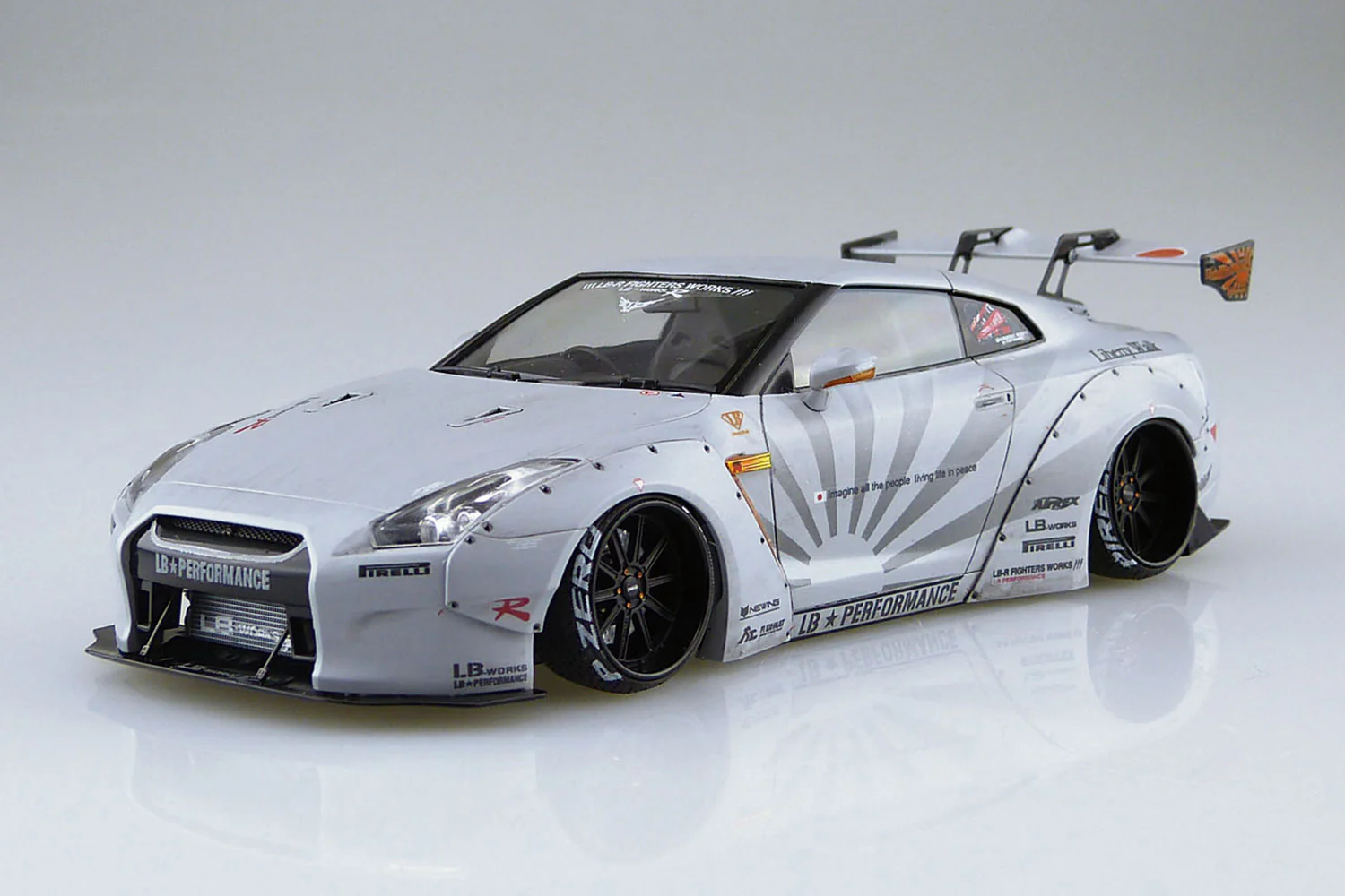 Aoshima - LB-Works: R35 GT-R Ver.2 1/24 [LB10] - Image 2