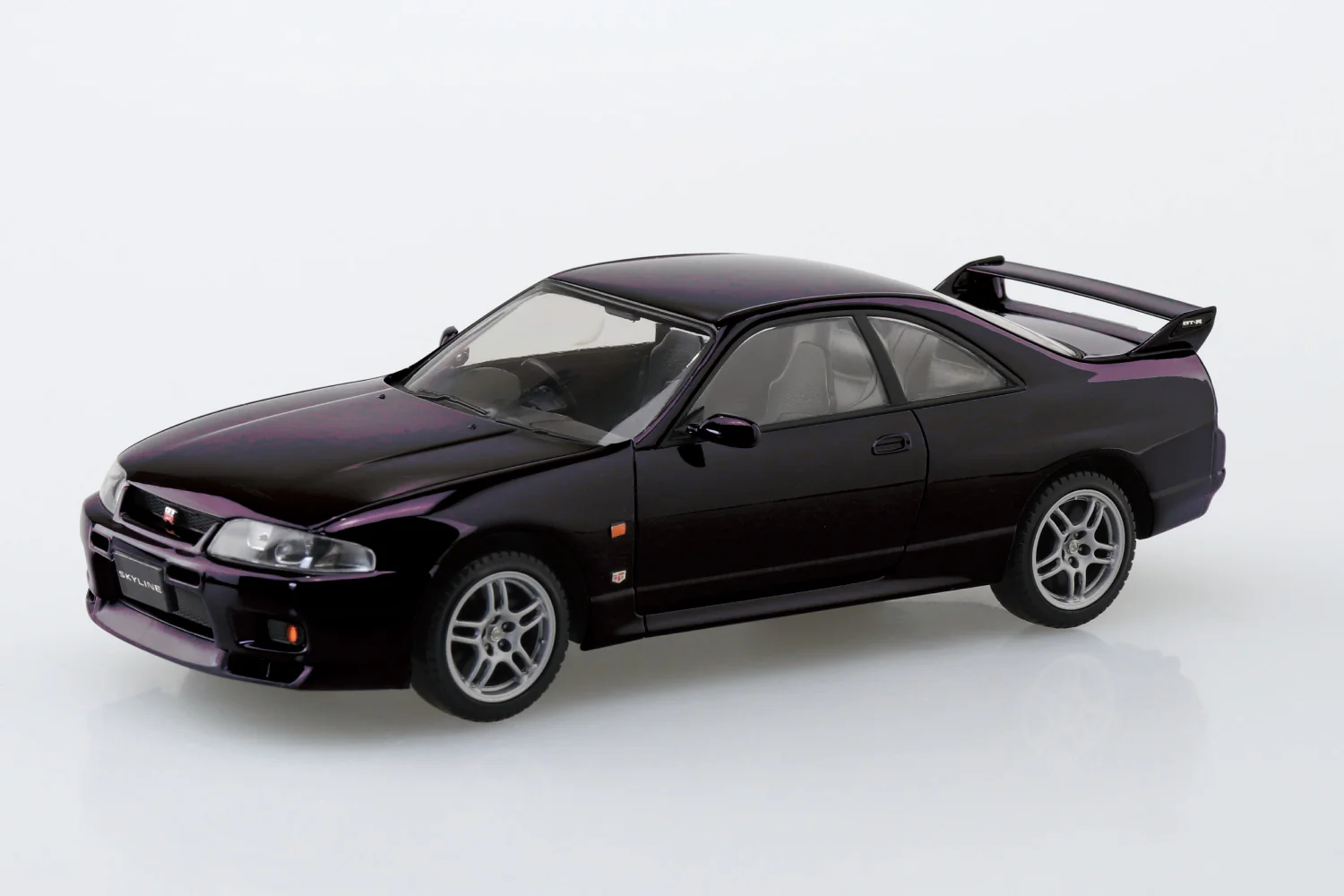 Aoshima - Snap-Kit - Nissan R33 Skyline GT-R (Midnight Purple) 1/32 [200346] - Image 2