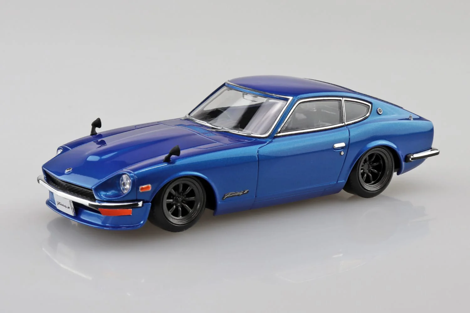 Aoshima - Snap-Kit - Nissan S30 Fairlady Z Custom (Blue Metallic) 1/32 [200032] - Image 2