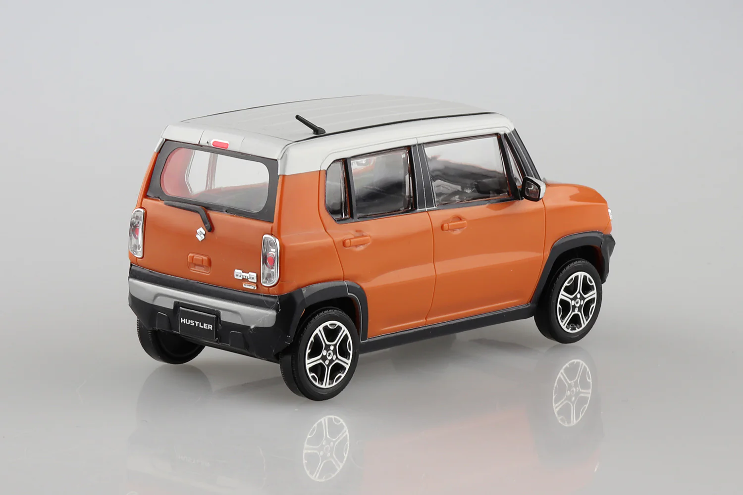 Aoshima - Snap-Kit - Suzuki Hustler (Passion Orange) 1/32 [05832] - Image 3