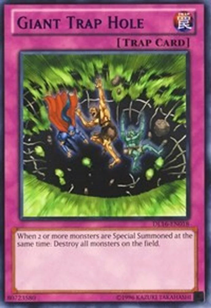 Giant Trap Hole (Purple) - DL16-EN017 - Rare
