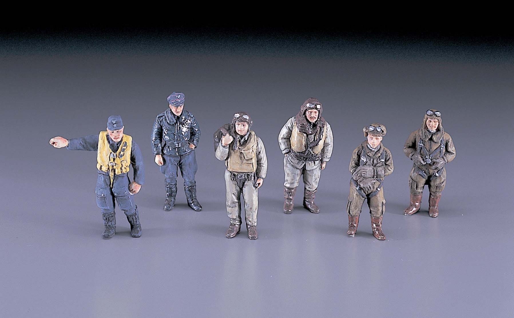 Hasegawa - WWII Pilot Figure Set (Japanese, German, U.S., British Pilots) 1/48 - Image 2