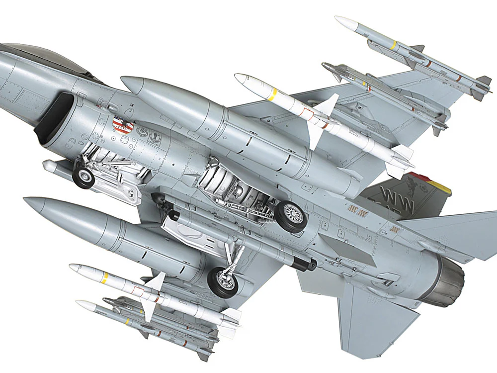 Tamiya - Lockheed Martin F-16CJ [Block 50] Fighting Falcon 1/48 [61098] - Image 5